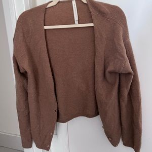 ARITZIA BABATON BROWN CARDIGAN